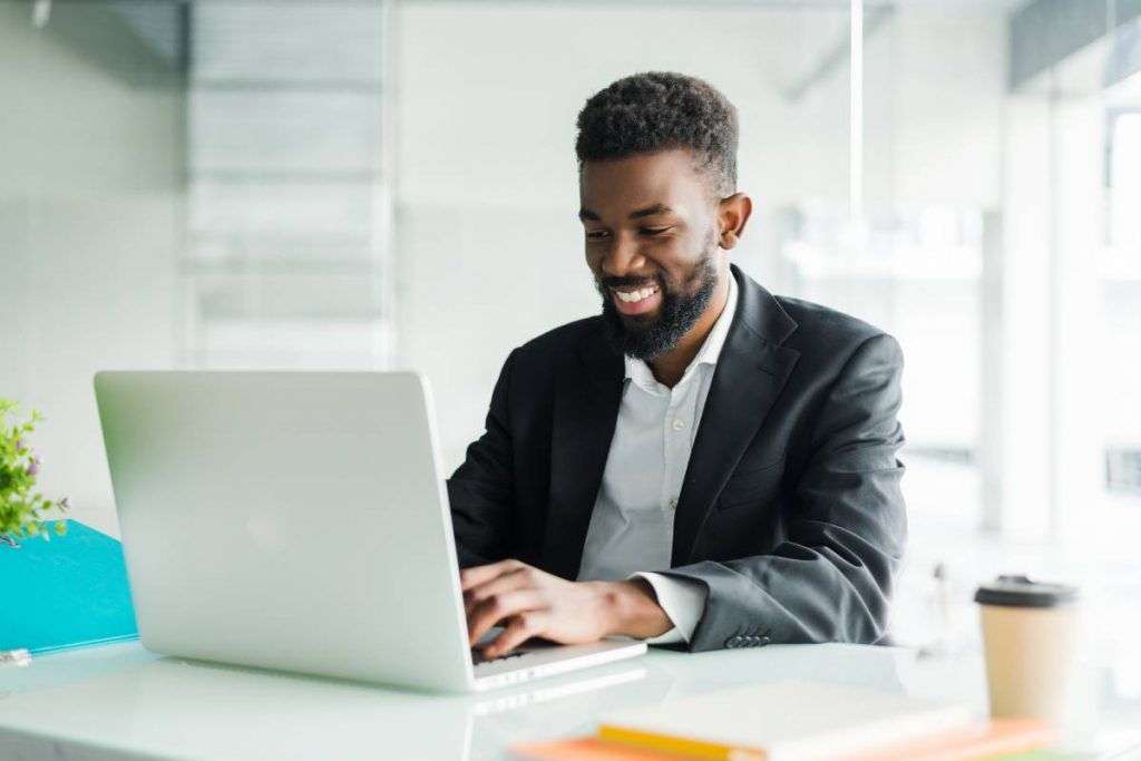 Avantages d'un bureau debout